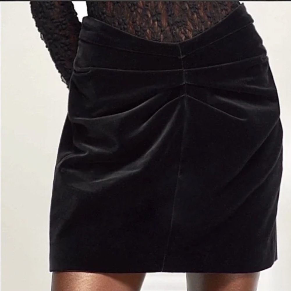 NWT, VELVET MINI SKIRT, L